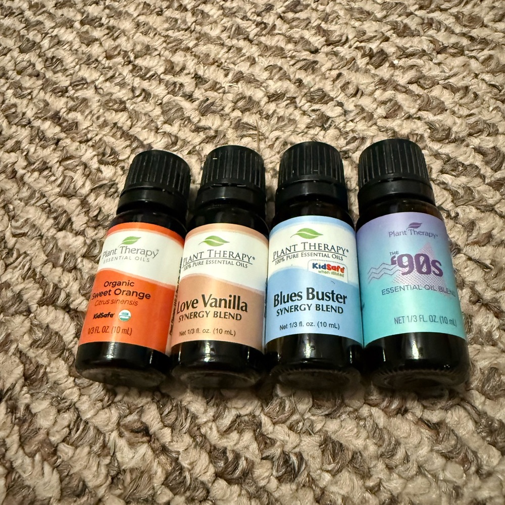 therapy Essential Oil Set (Orange, Vanilla, Blue, Purple)
